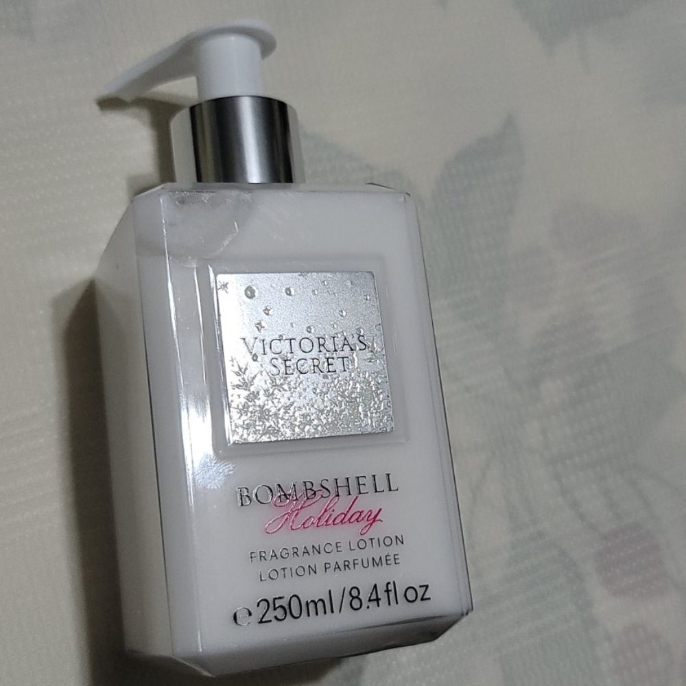 Victoria's Secret Bombshell Holiday